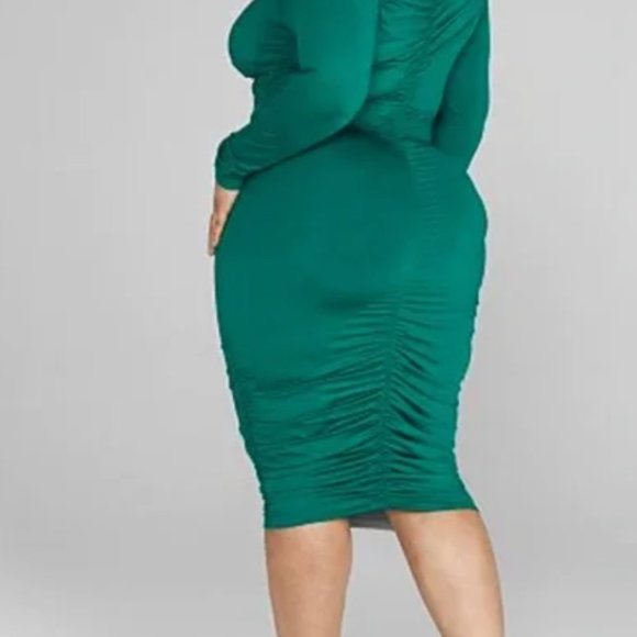 Green Fashion To Figure Daniela Cutout Ruched Dress - Picture 3 of 3